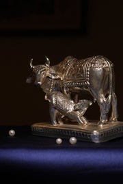Kamdhenu Cow & Calf