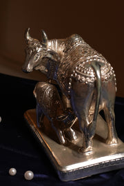 Kamdhenu Cow & Calf